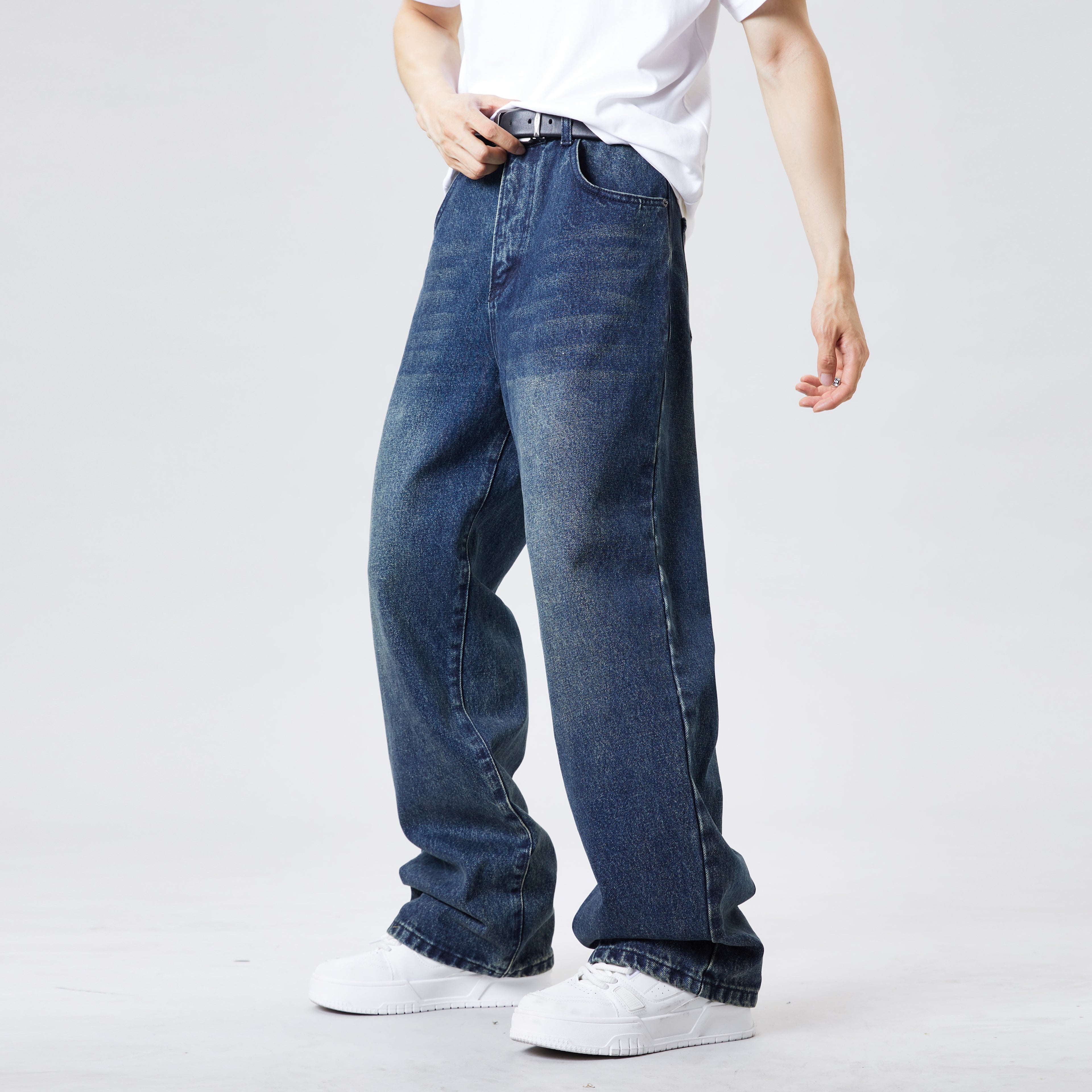 Vintage Blue Baggy Jeans for Men – Relaxed Straight Casual Fit Street Style Denim