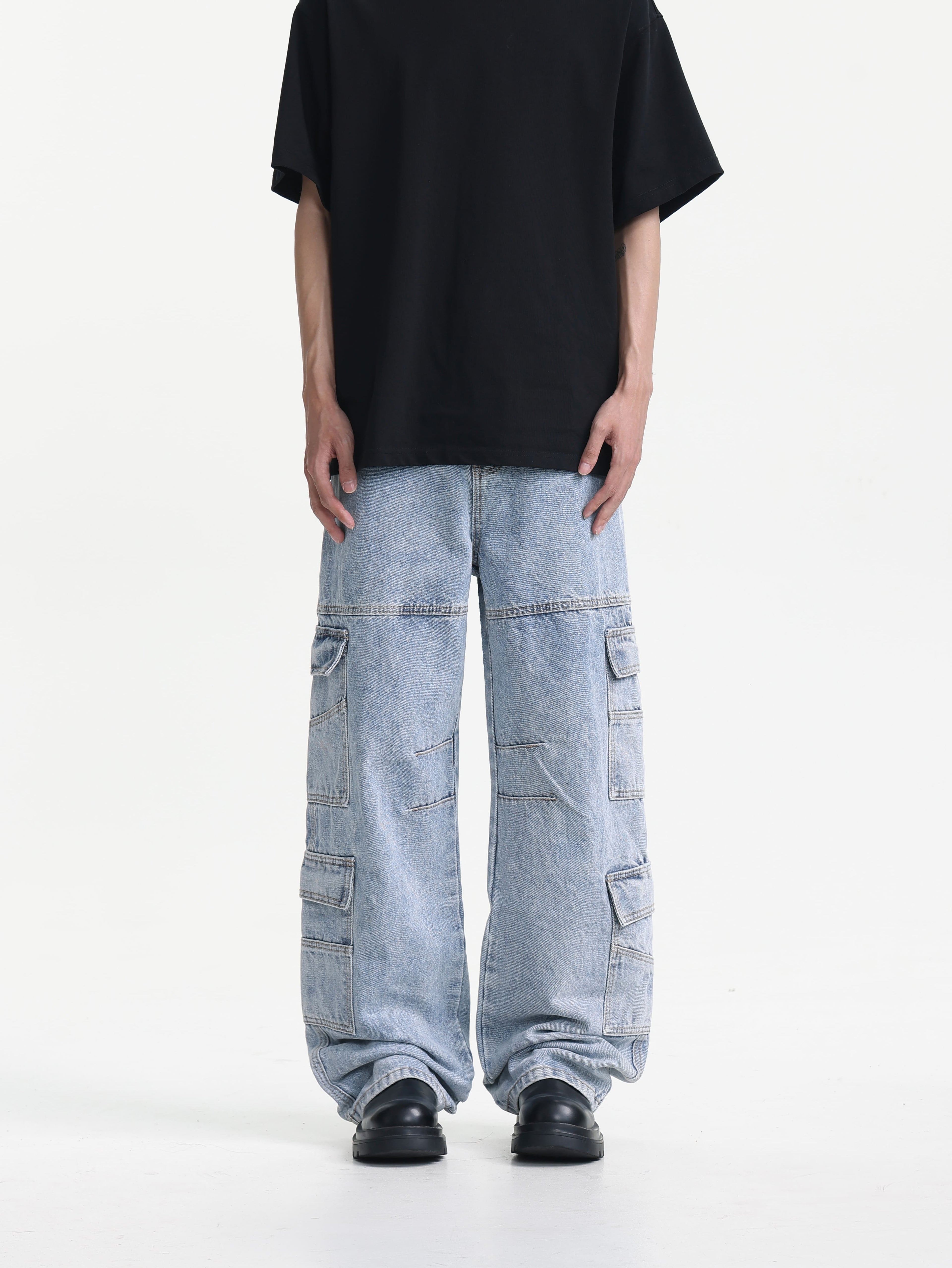 Multi-Pocket Cargo Jeans
