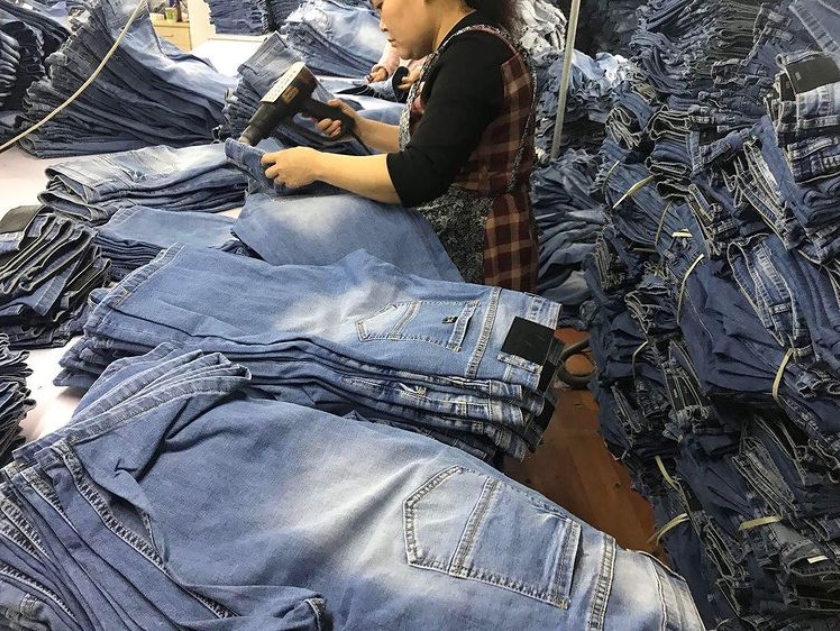 Professional Denim Jeans manufacture Factory